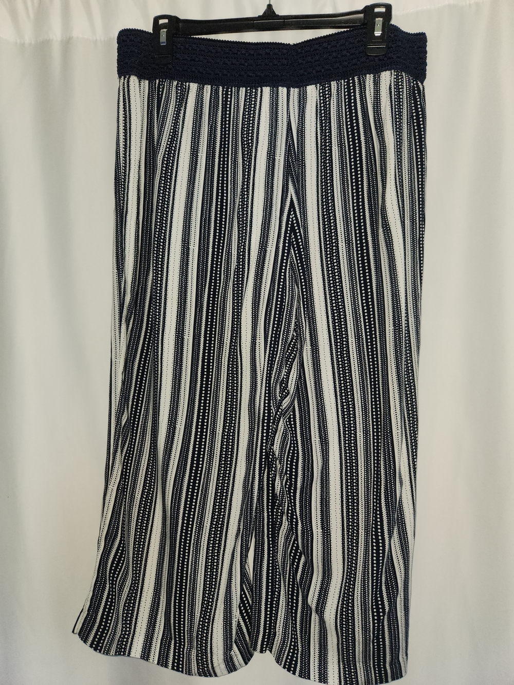 Wide-Leg Palazzo Pants in Navy & White #nautical #beach #flowy #timeless #chic
